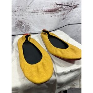 Elegant Yellow Women's Loafers
